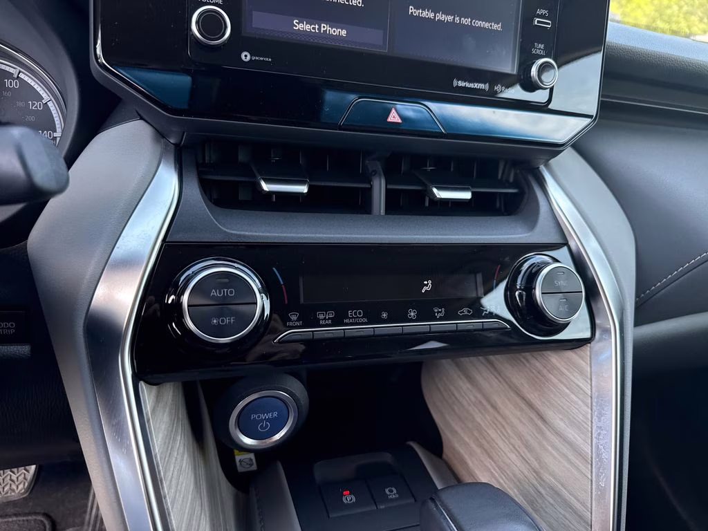 2021 Titanium Glow Toyota Venza XLE AWD SUV