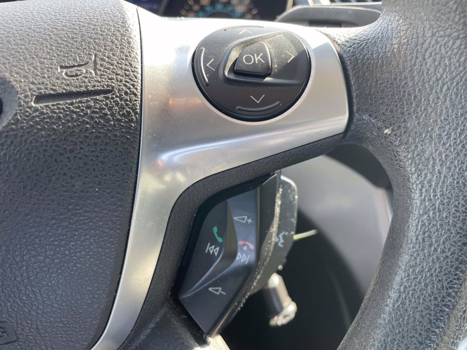 2013 Ruby Red Tinted Clearcoat Ford Escape SE 4X4 SUV