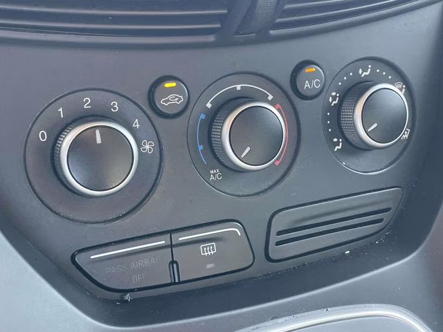 2013 Ruby Red Tinted Clearcoat Ford Escape SE 4X4 SUV