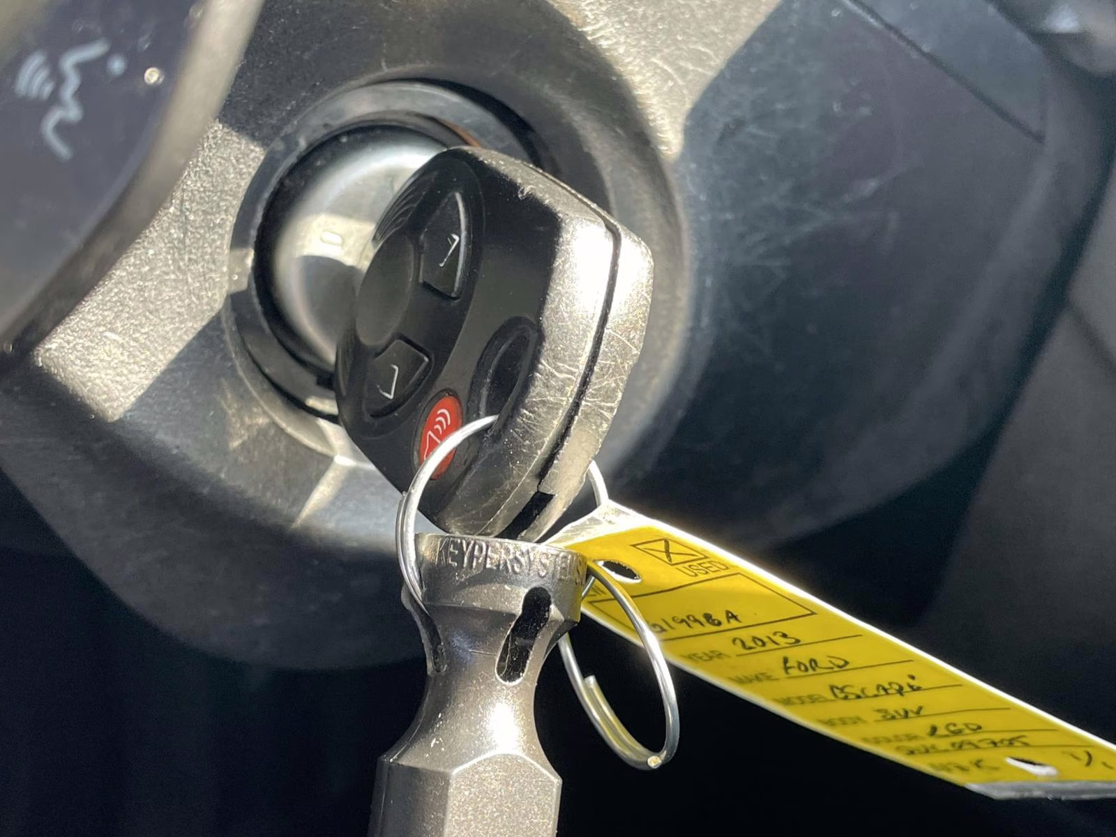 2013 Ruby Red Tinted Clearcoat Ford Escape SE 4X4 SUV