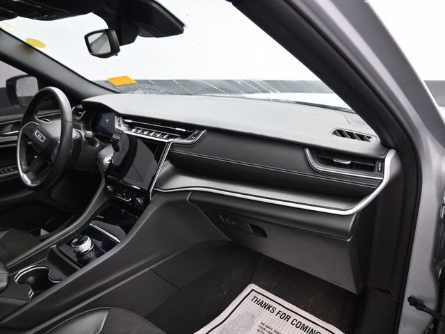 2024 Silver Zynith Jeep Grand Cherokee Altitude X 4X4 SUV