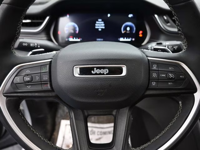 2024 Silver Zynith Jeep Grand Cherokee Altitude X 4X4 SUV