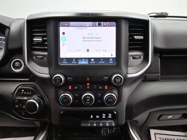 2022 Patriot Blue Pearlcoat Ram 1500 Big Horn/Lone Star 4X4 Truck