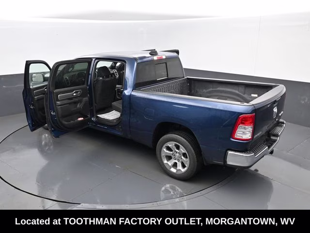 2022 Patriot Blue Pearlcoat Ram 1500 Big Horn/Lone Star 4X4 Truck