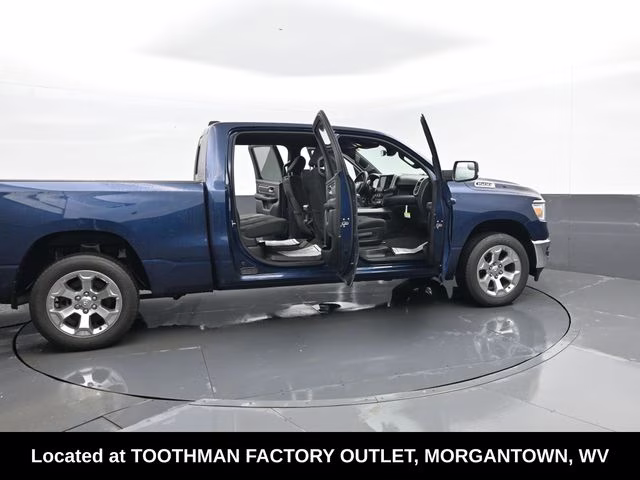 2022 Patriot Blue Pearlcoat Ram 1500 Big Horn/Lone Star 4X4 Truck