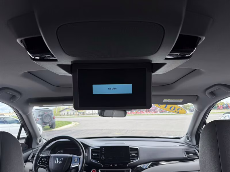 2019 Modern Steel Metallic Honda Pilot Touring AWD SUV