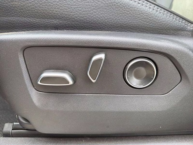 2024 Sterling Metallic GMC Sierra Denali 4X4 Truck