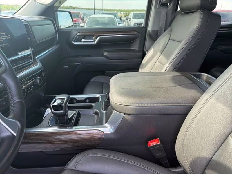 2023 Black Chevrolet Silverado LT Trail Boss 4X4 Truck