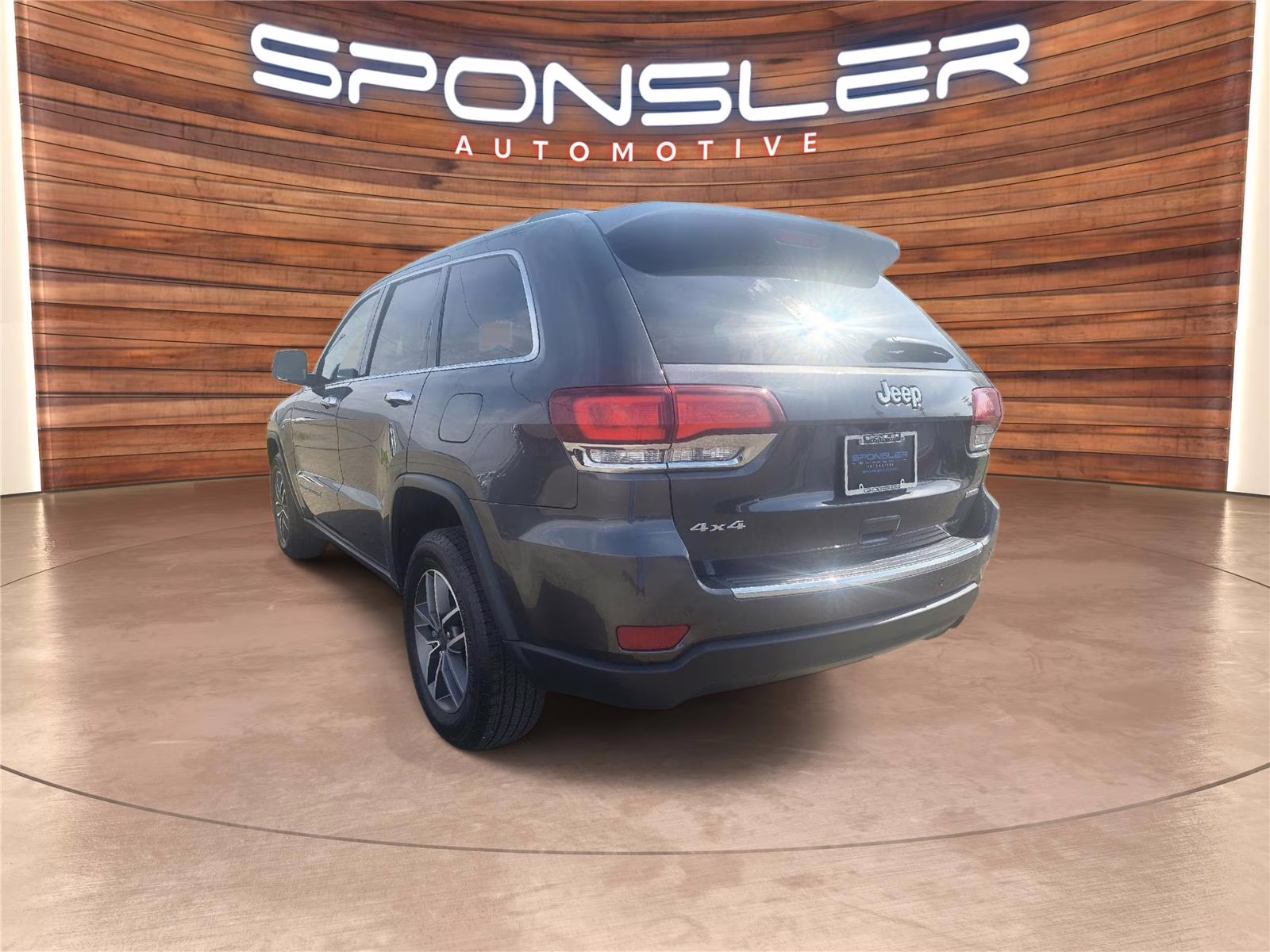 2021 Granite Crystal Metallic Clearcoat Jeep Grand Cherokee Limited 4X4 SUV