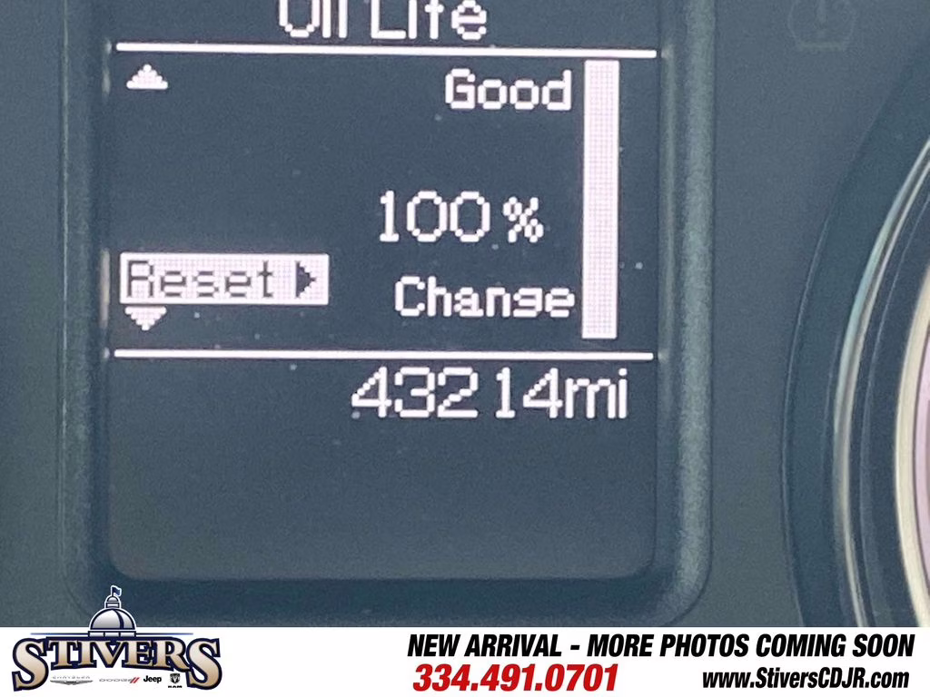 2024 Diamond Black Crystal Pearlcoat Ram 1500 Classic Warlock 4X4 Truck