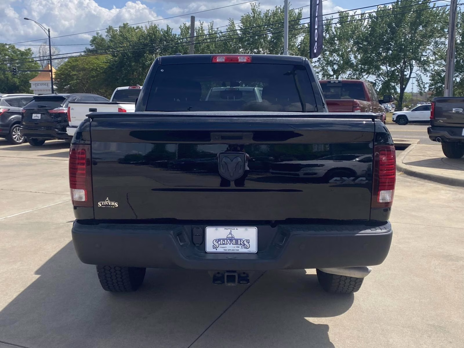 2024 Diamond Black Crystal Pearlcoat Ram 1500 Classic Warlock 4X4 Truck