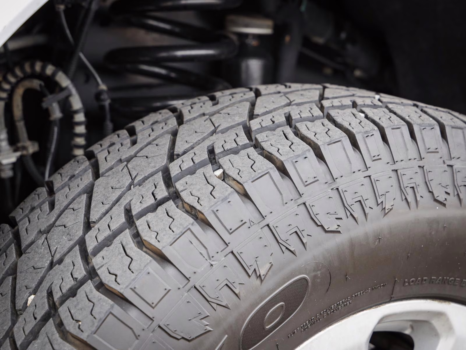 2024 Oxford White Ford Super Duty F-350 SRW XLT 4X4 Truck