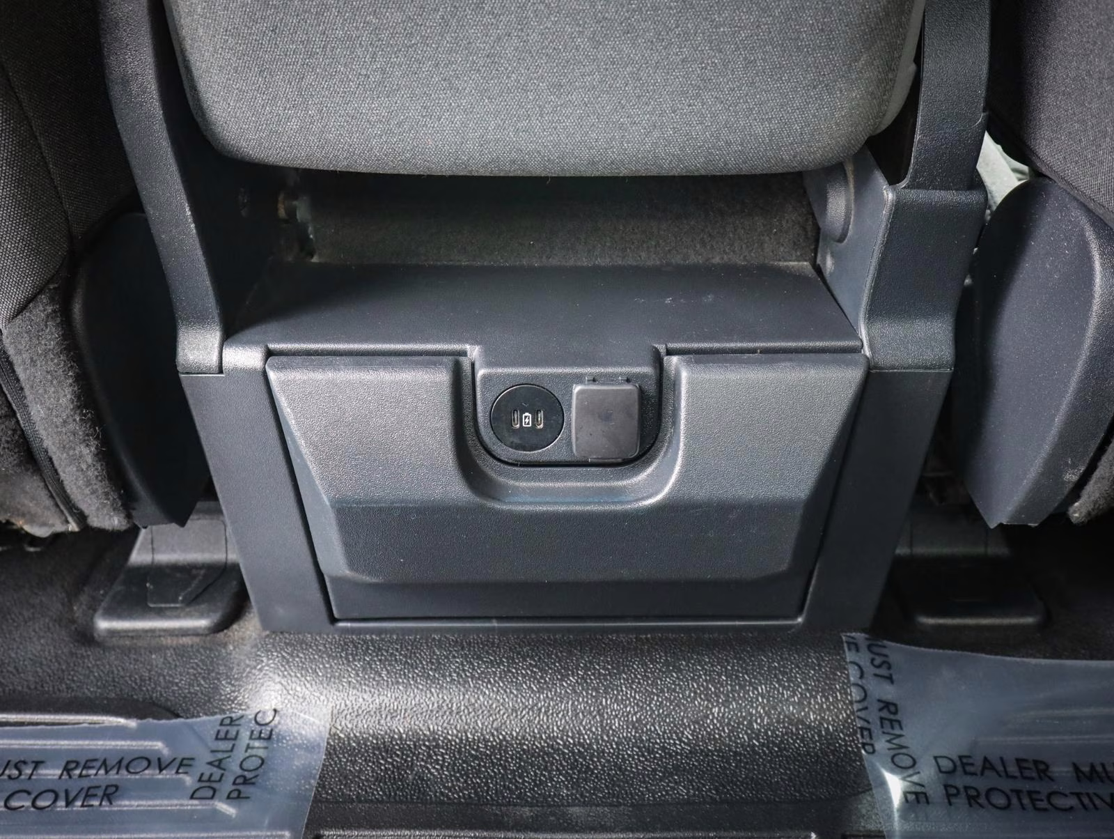 2024 Oxford White Ford Super Duty F-350 SRW XLT 4X4 Truck