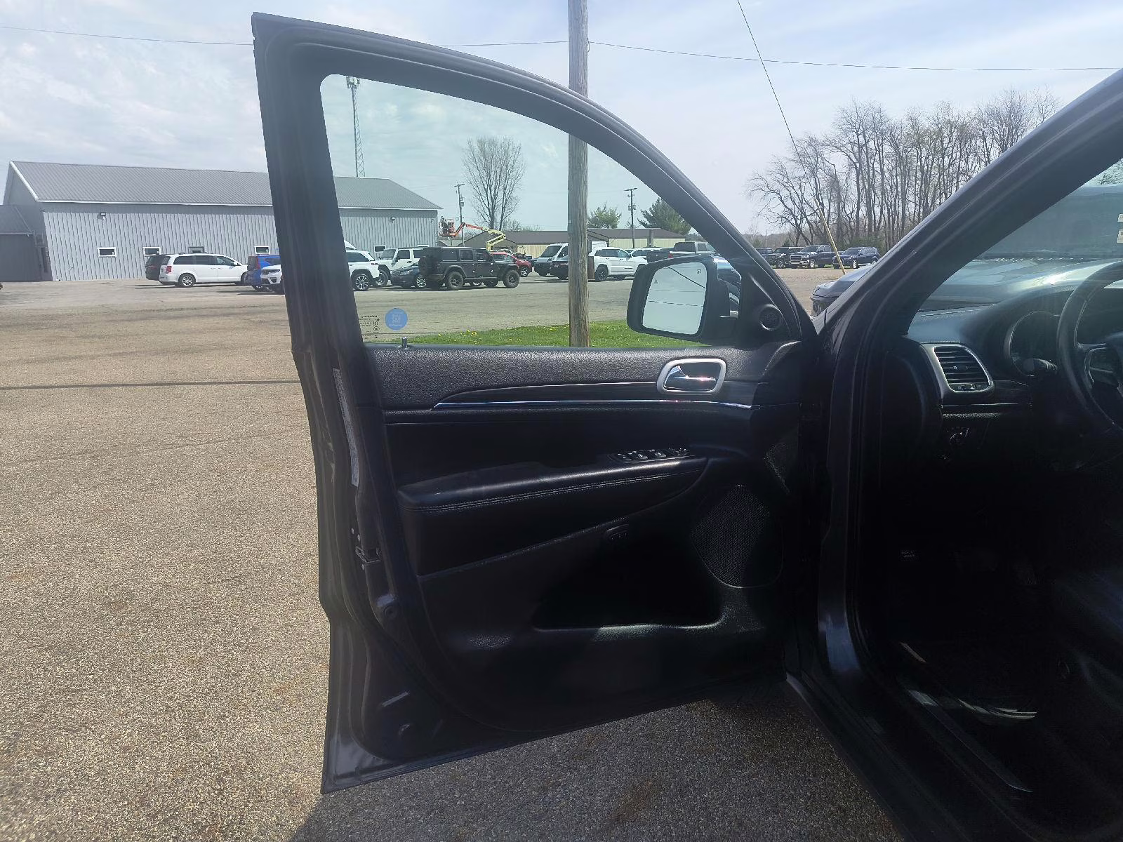 2021 Granite Crystal Metallic Clearcoat Jeep Grand Cherokee Limited 4X4 SUV