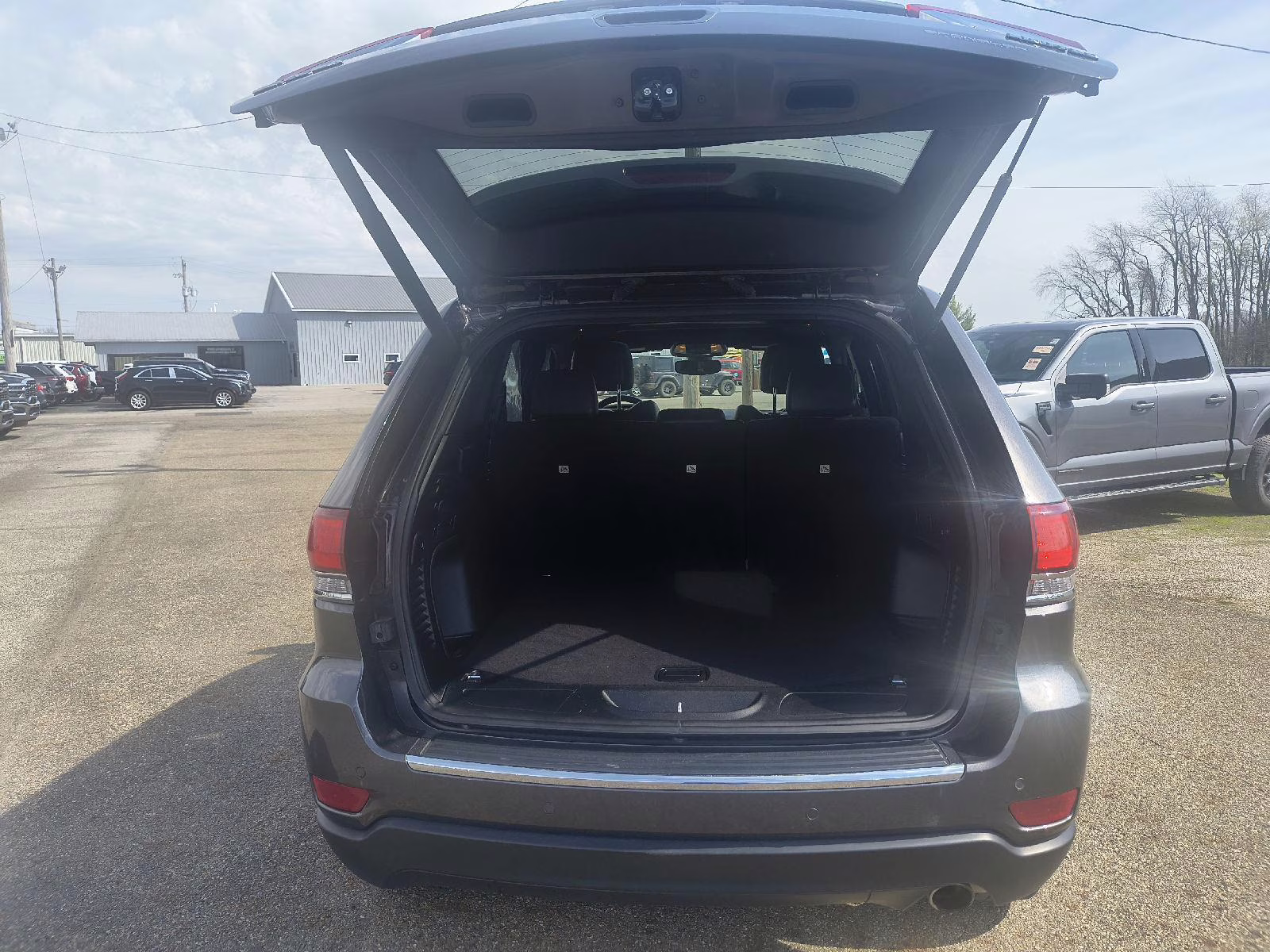 2021 Granite Crystal Metallic Clearcoat Jeep Grand Cherokee Limited 4X4 SUV