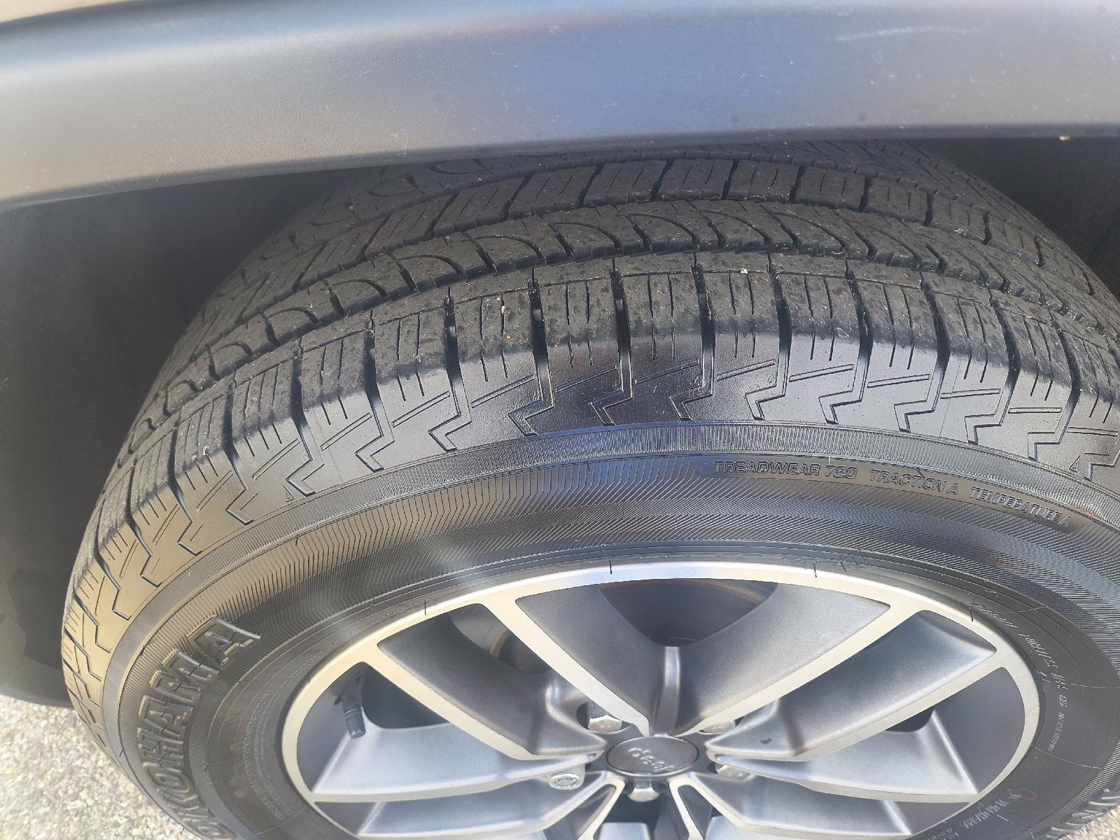 2021 Granite Crystal Metallic Clearcoat Jeep Grand Cherokee Limited 4X4 SUV