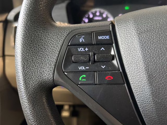 2015 Quartz White Pearl Hyundai Sonata SE FWD Sedan