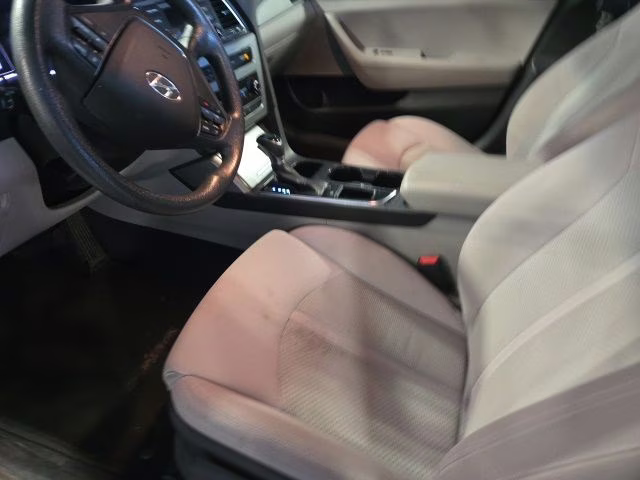 2015 Quartz White Pearl Hyundai Sonata SE FWD Sedan