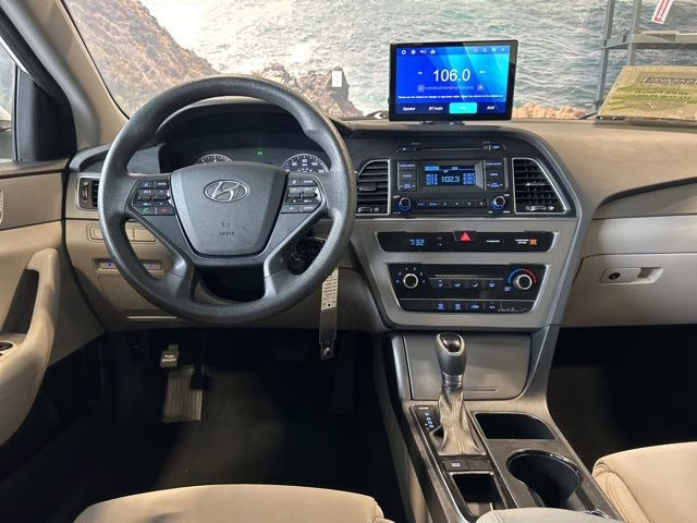 2015 Quartz White Pearl Hyundai Sonata SE FWD Sedan