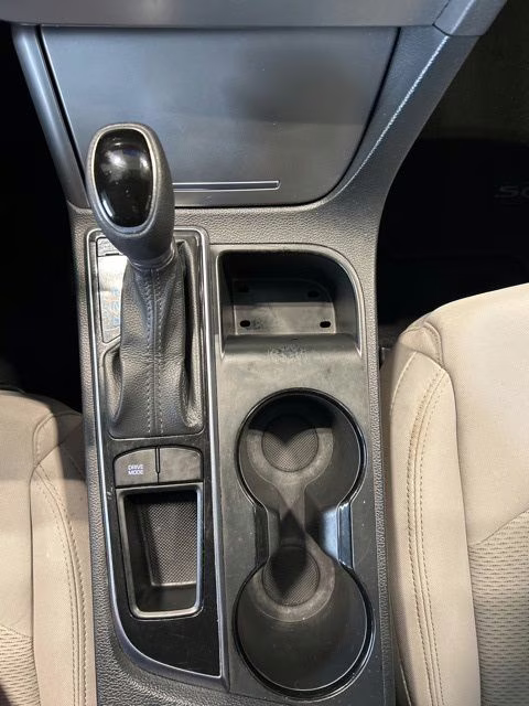 2015 Quartz White Pearl Hyundai Sonata SE FWD Sedan