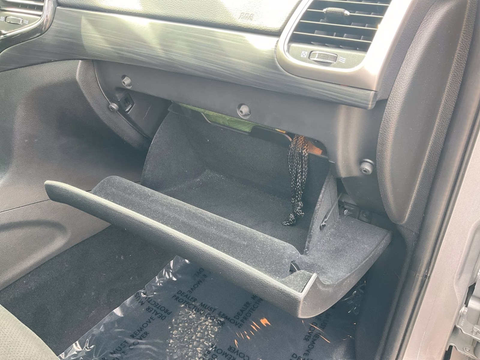 2021 Billet Silver Metallic Clearcoat Jeep Grand Cherokee Laredo X 4X4 SUV