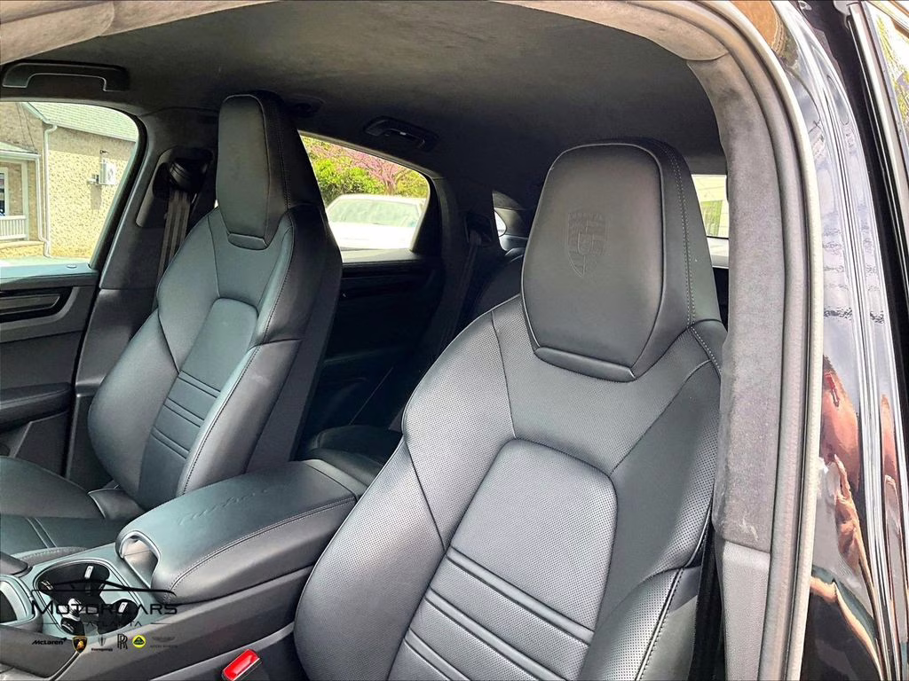 2022 Jet Black Metallic Porsche Cayenne Coupe Turbo GT AWD SUV