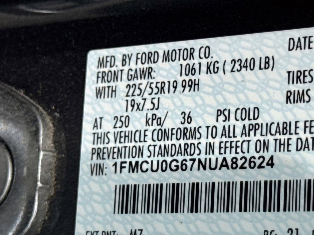 2022 Gray Metallic Ford Escape SE FWD SUV