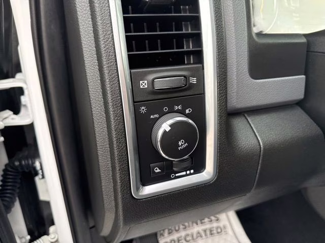 2019 Bright White Clearcoat Ram 1500 Classic Big Horn 4X4 Truck