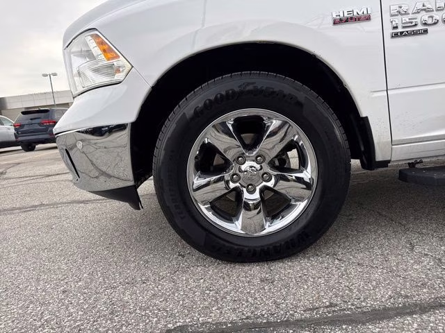 2019 Bright White Clearcoat Ram 1500 Classic Big Horn 4X4 Truck