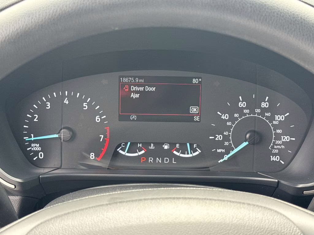 2022 Gray Metallic Ford Escape SE FWD SUV