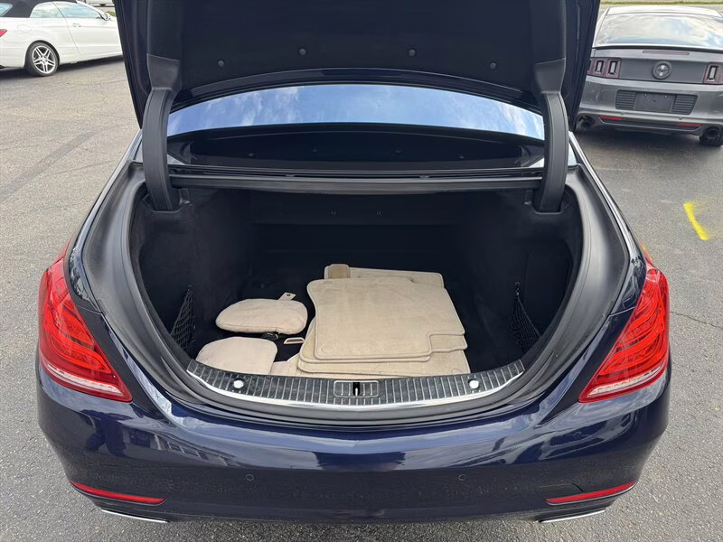 2015 Anthracite Blue Metallic Mercedes-Benz S 550 4MATIC S 550 4MATIC AWD Sedan