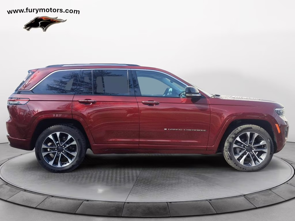 2023 Velvet Red Pearlcoat Jeep Grand Cherokee Overland w/Rear Seat Video Pkg 4X4 SUV