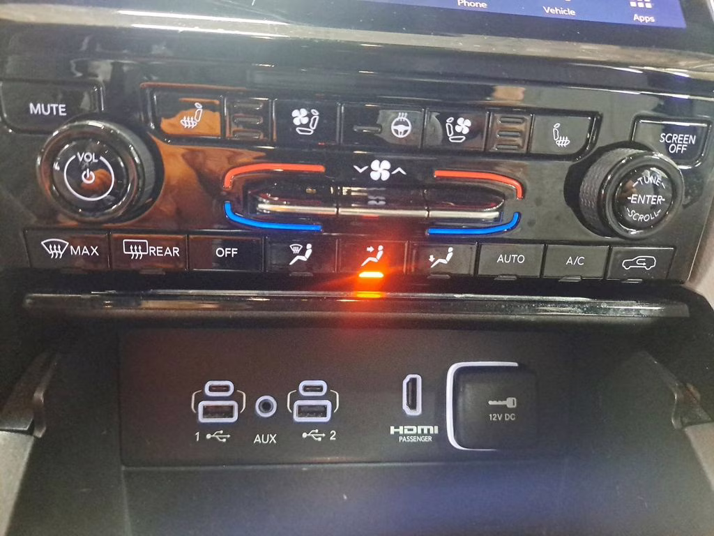 2023 Velvet Red Pearlcoat Jeep Grand Cherokee Overland w/Rear Seat Video Pkg 4X4 SUV