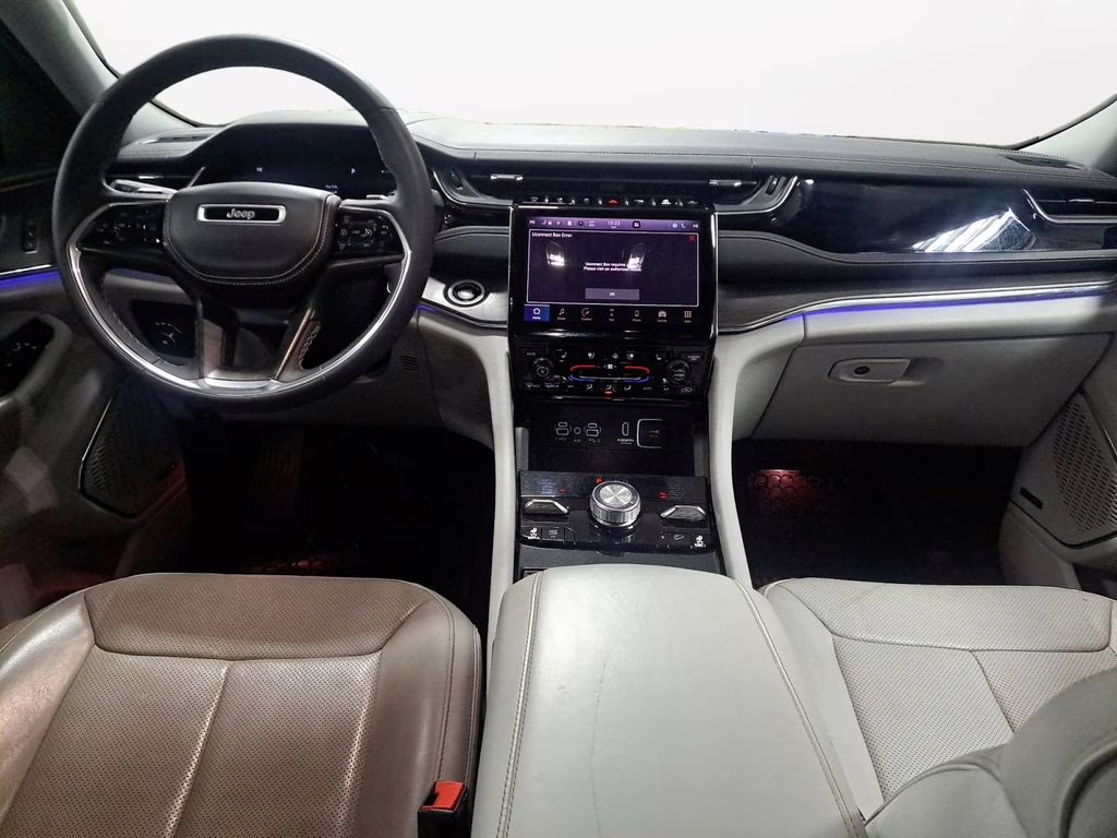 2023 Velvet Red Pearlcoat Jeep Grand Cherokee Overland w/Rear Seat Video Pkg 4X4 SUV