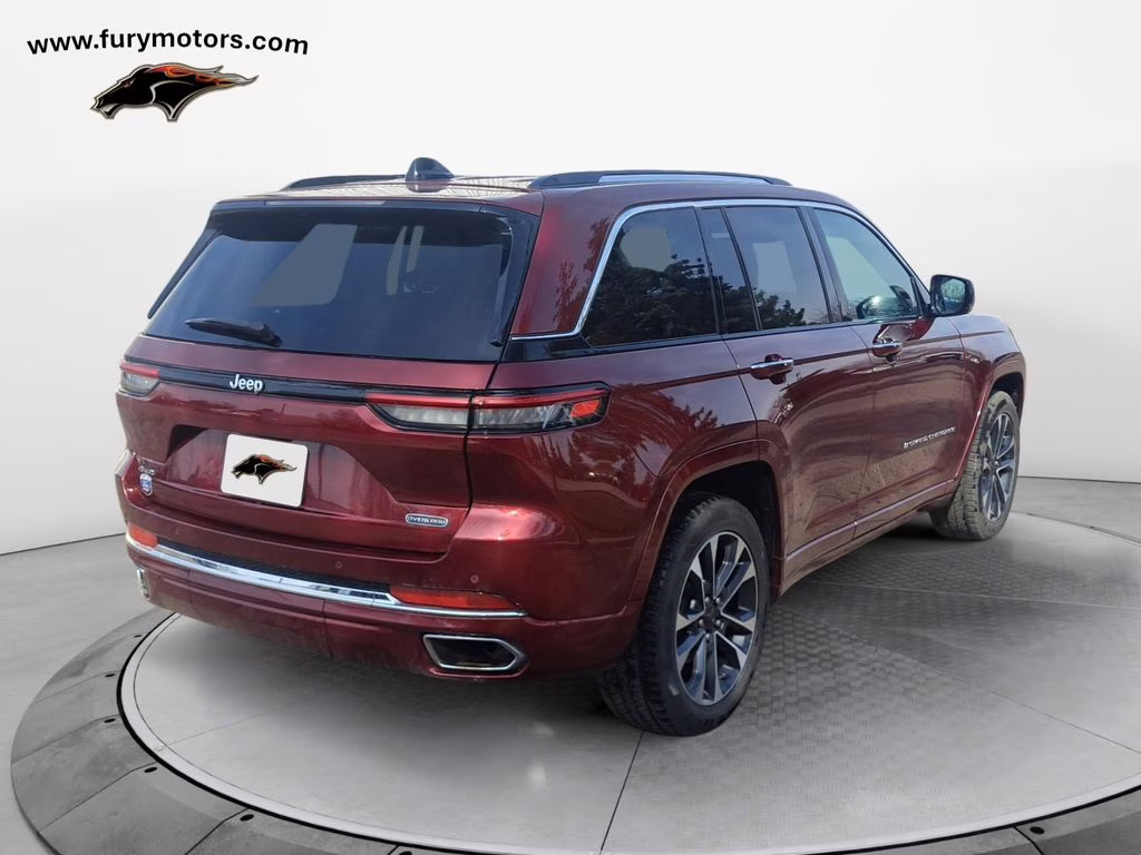 2023 Velvet Red Pearlcoat Jeep Grand Cherokee Overland w/Rear Seat Video Pkg 4X4 SUV