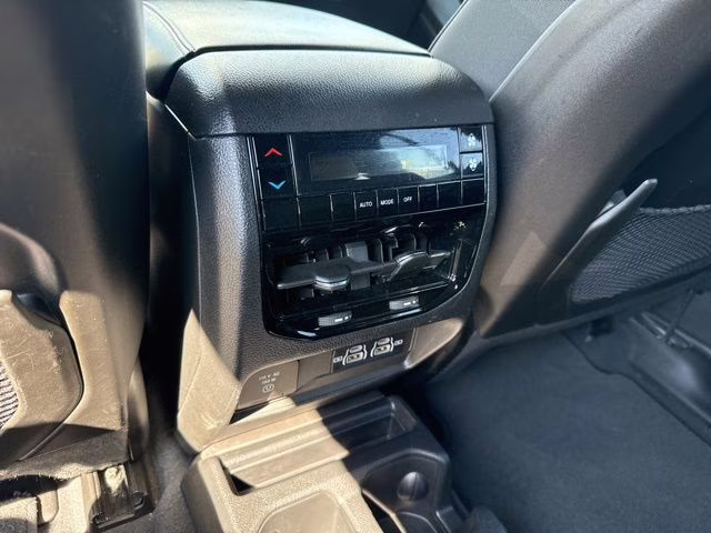 2023 Baltic Gray Metallic Clearcoat Jeep Grand Cherokee L Altitude 4X4 SUV