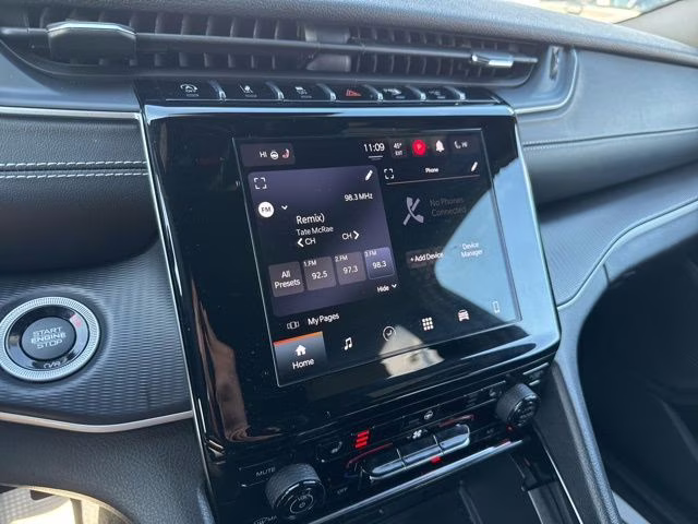 2023 Baltic Gray Metallic Clearcoat Jeep Grand Cherokee L Altitude 4X4 SUV