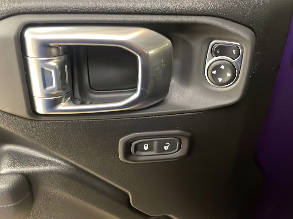 2026 Reign Jeep Wrangler Willys 4X4 SUV
