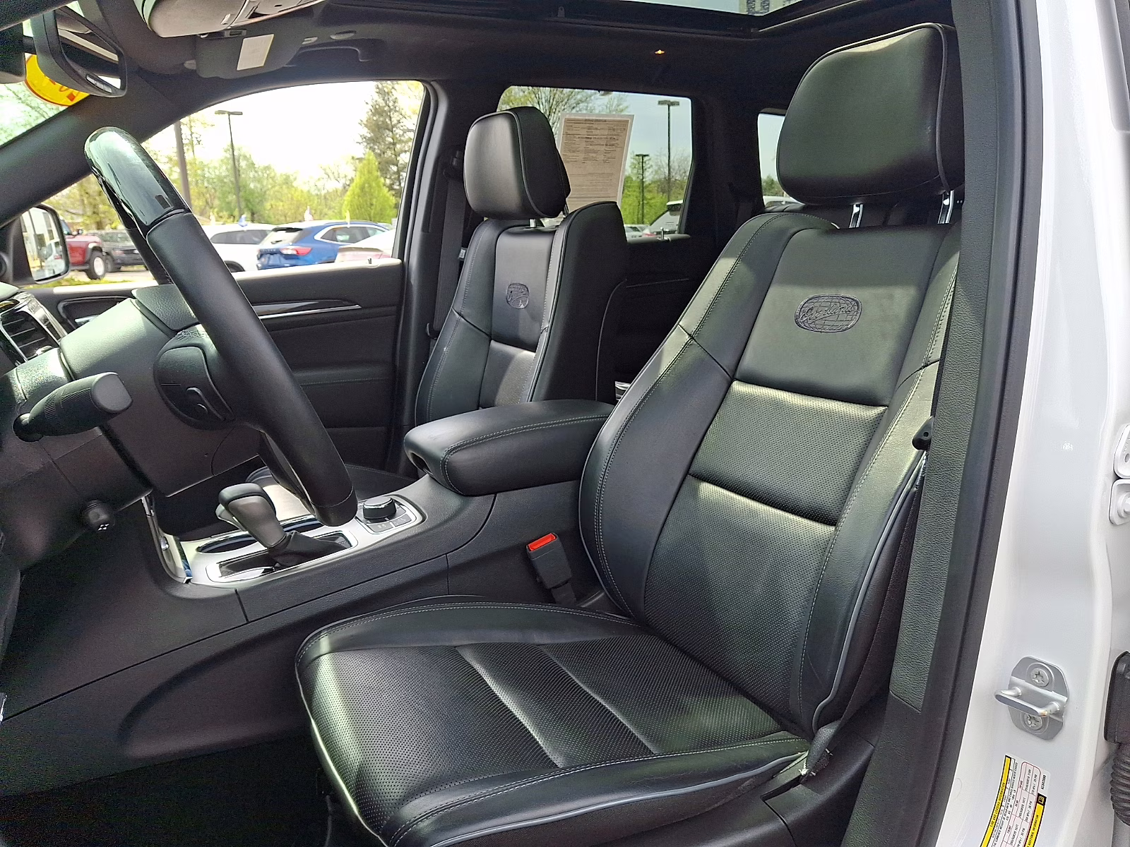 2019 Bright White Clearcoat - PW7 Jeep Grand Cherokee Overland 4x4 4X4