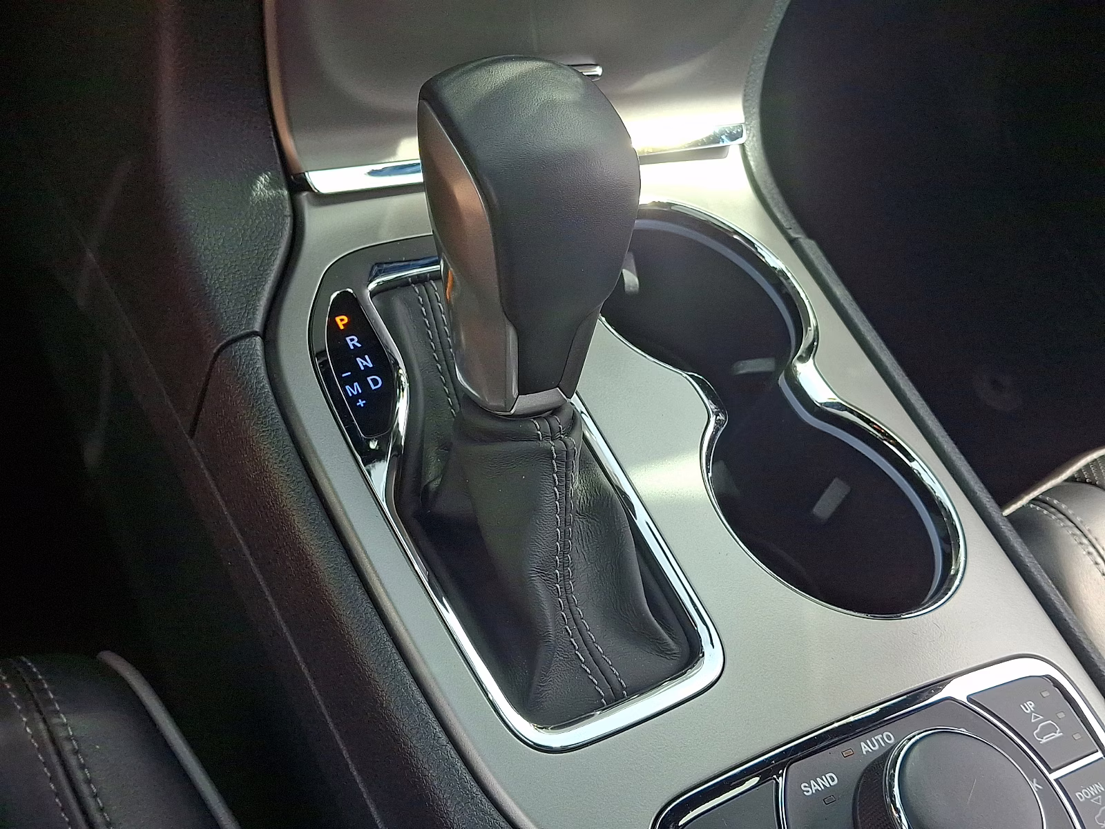 2019 Bright White Clearcoat - PW7 Jeep Grand Cherokee Overland 4x4 4X4