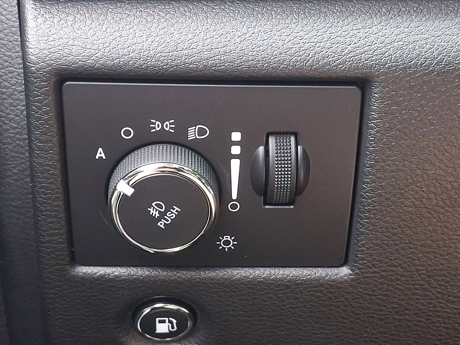 2019 Bright White Clearcoat - PW7 Jeep Grand Cherokee Overland 4x4 4X4