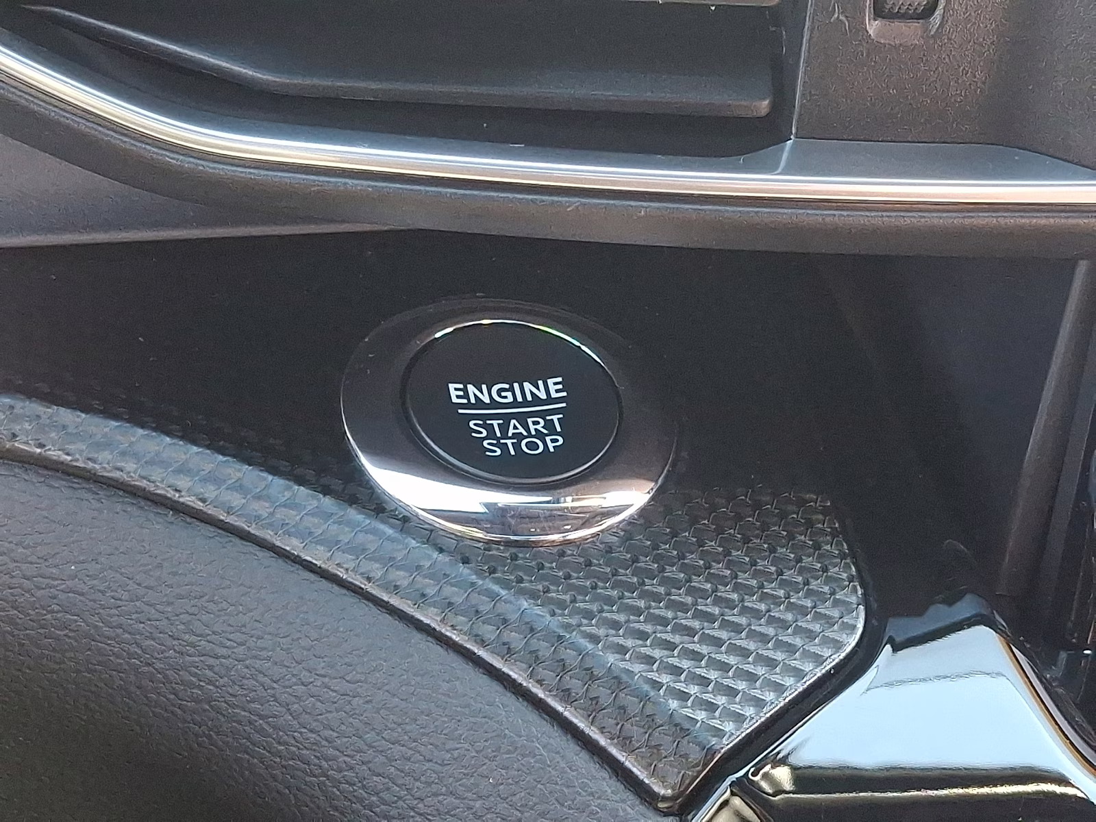 2023 Agate Black Metallic - UM Ford Explorer ST 4X4