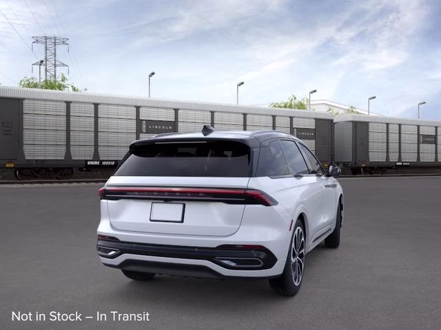 2026 White Platinum Metallic Tri-Coat Lincoln Nautilus Reserve AWD SUV