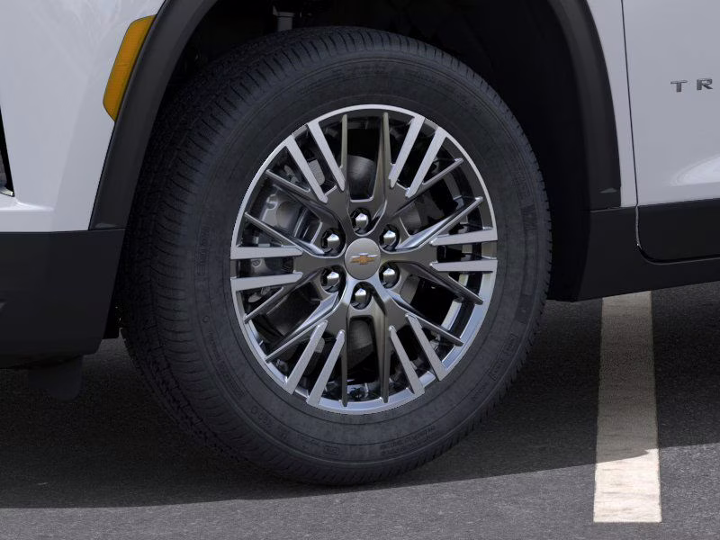 2026 Summit White Chevrolet Traverse LT FWD SUV