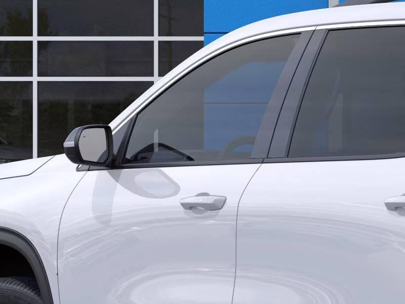 2026 Summit White Chevrolet Traverse LT FWD SUV