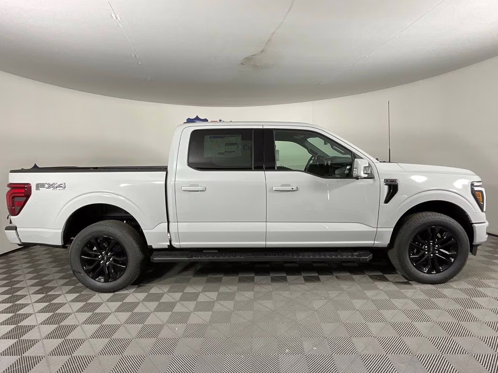 2026 Avalanche Ford F-150 Lariat 4X4 Truck