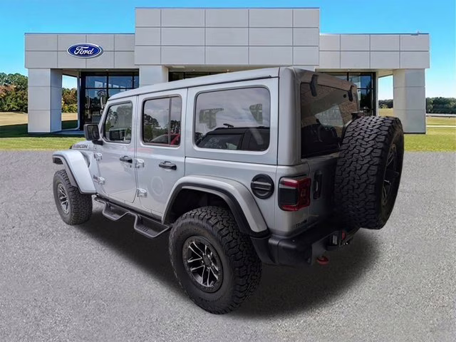 2024 Silver Zynith Clearcoat Jeep Wrangler Rubicon X 4X4 Convertible