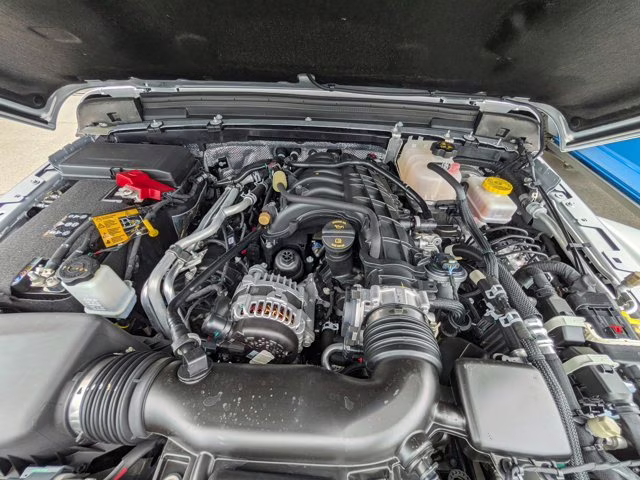 2024 Silver Zynith Clearcoat Jeep Wrangler Rubicon X 4X4 Convertible