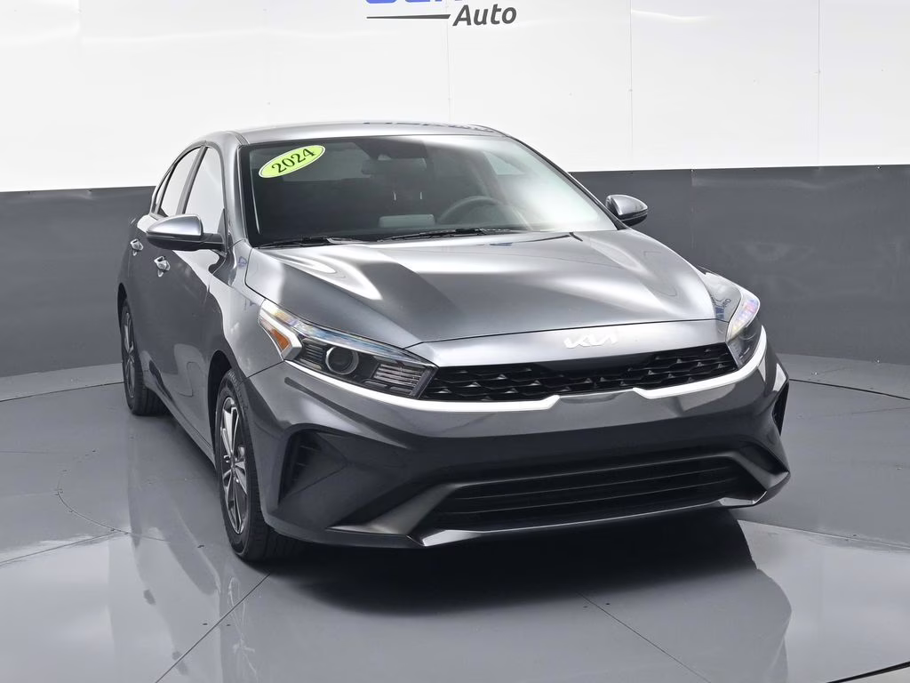 2024 Gravity Gray Kia Forte LXS FWD Sedan