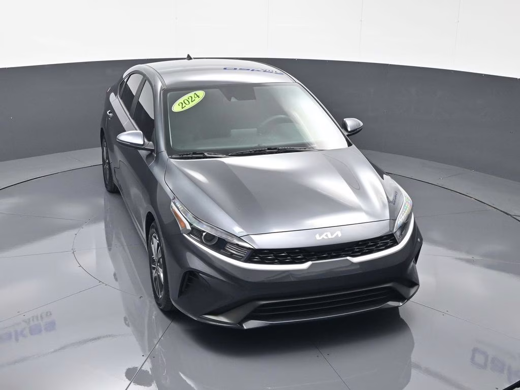 2024 Gravity Gray Kia Forte LXS FWD Sedan